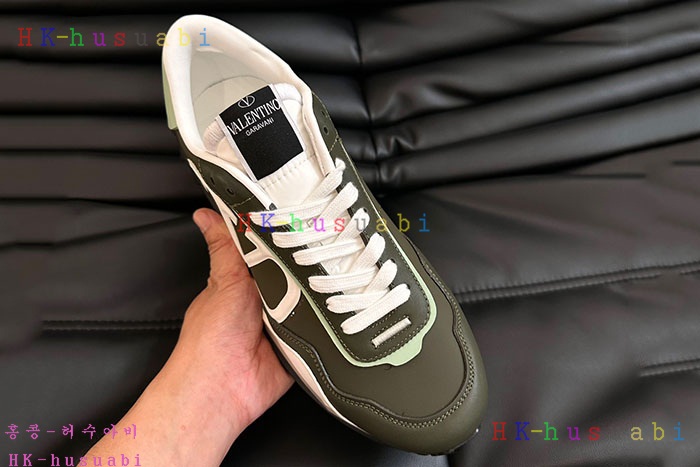 NEW 발렌티노 스니커즈 신상 V 380010