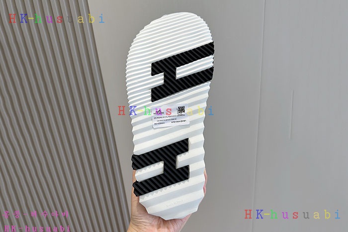 NEW 에르메스 샌들 신상 H 309040