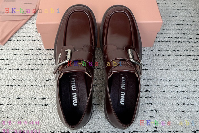 NEW 미우미우 로퍼 신상 MU 735001