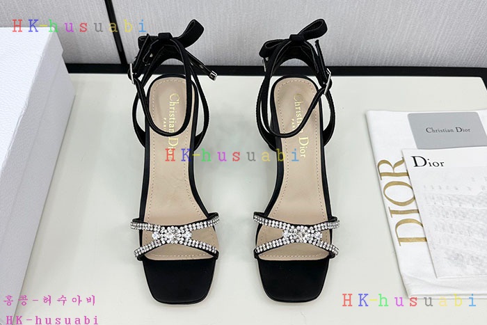 NEW 디올 신발 신상 DR 2255130