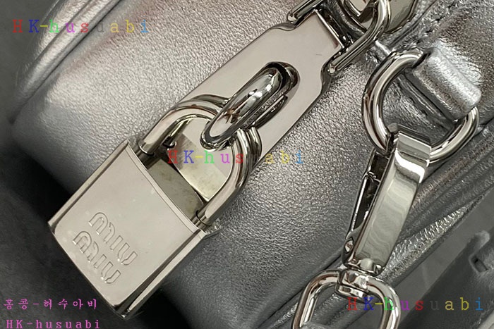 ★미러급★미우미우 마테라쎄 나파 가죽 탑 핸들 백 5BB123-5
