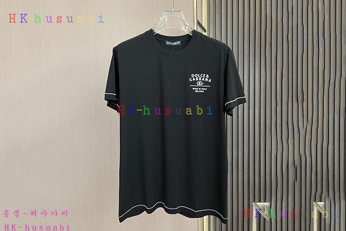 NEW 돌체앤가바나 반팔티 신상 DG 955002
