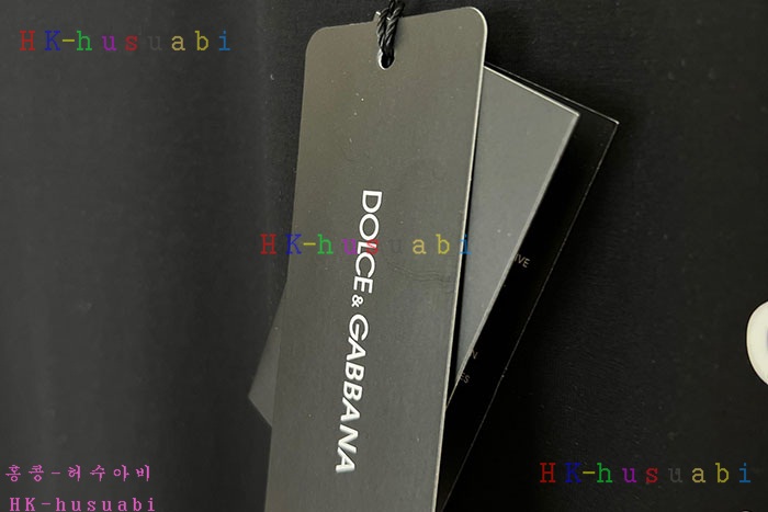 NEW 돌체앤가바나 반팔티 신상 DG 955002