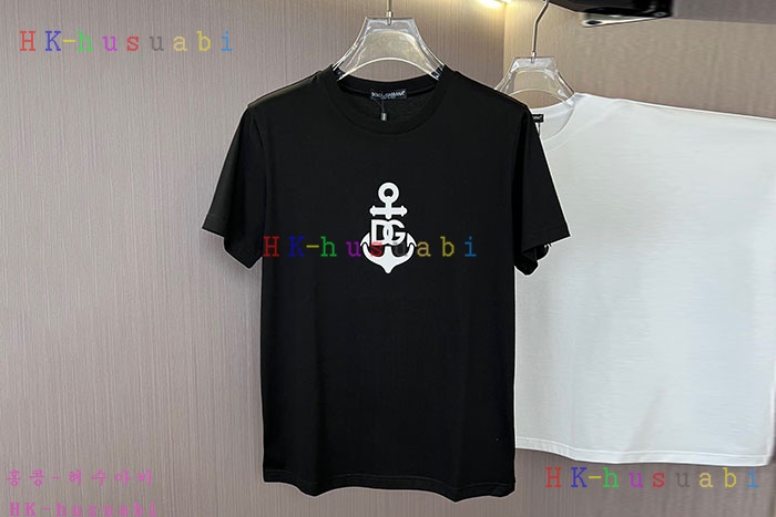 NEW 돌체앤가바나 반팔티 신상 DG 955007