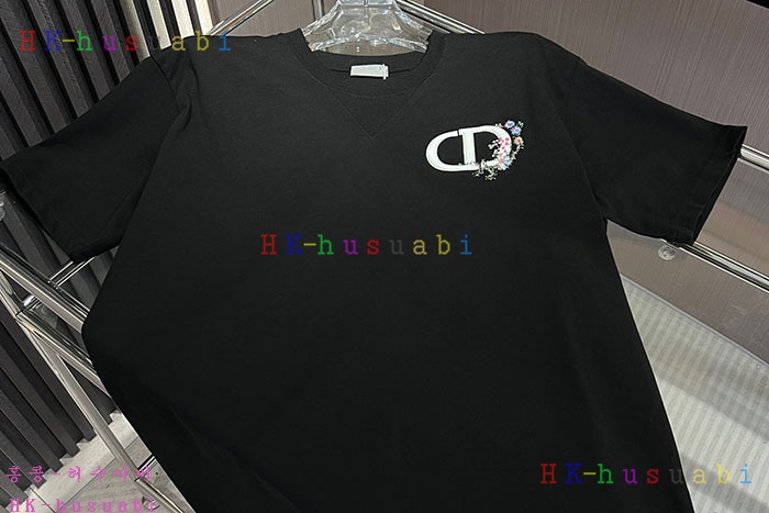 NEW 디올 반팔티 신상 DR 3025512