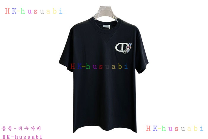 NEW 디올 반팔티 신상 DR 3025512