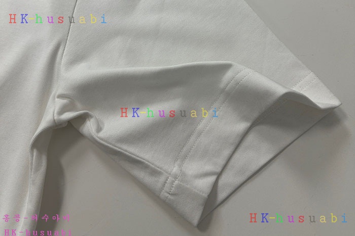 NEW 펜디 반팔티 신상 F 9699015
