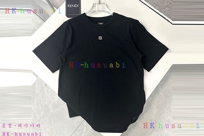 NEW 펜디 반팔티 신상 F 9699016