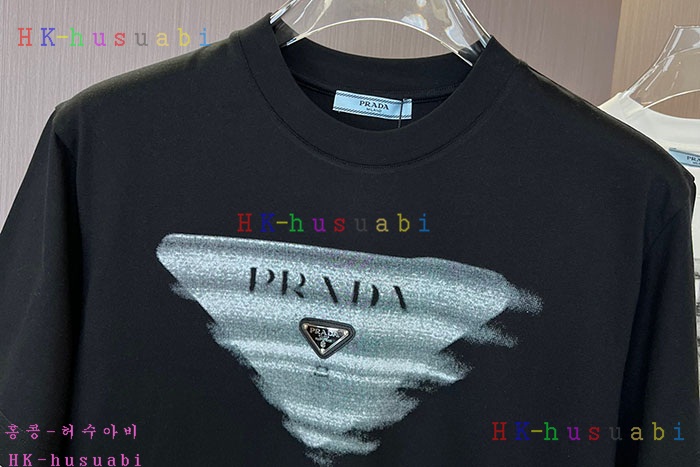 NEW 프라다 반팔티 신상 P 44151