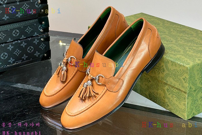 NEW 구찌 로퍼 신상 GU 699251