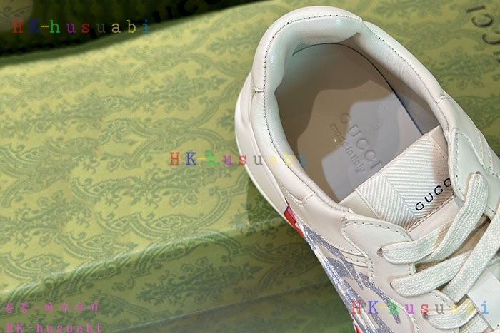 NEW 구찌 스니커즈 신상 GU 699249