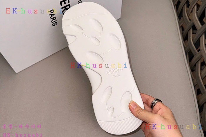NEW 벨루티 샌들 신상 B 6114052