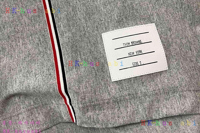 NEW 톰브라운 반팔티 신상 TB 699445