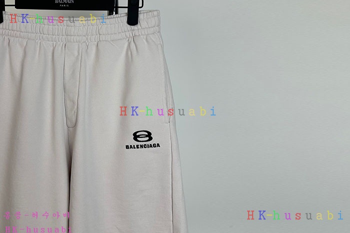 NEW 발렌시아가 반바자 신상 B 7123301