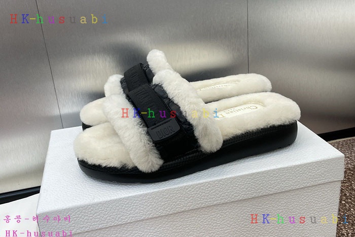 NEW 디올 신발 신상 DR 889046