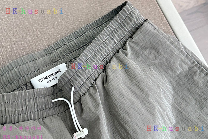 NEW 톰브라운 반바지 신상 TB 599446