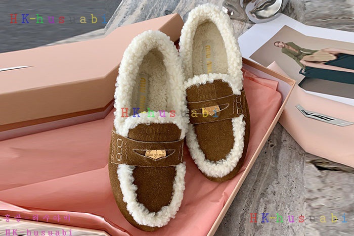 NEW 미우미우 신발 신상 MU 554004