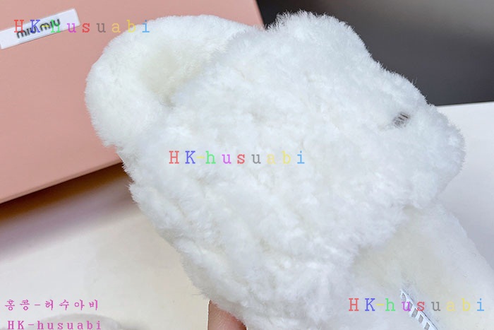 NEW 미우미우 슬리퍼 신상 MU 554017