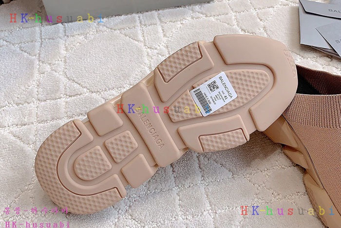 NEW 발렌시아가 스니커즈 신상 B 800104