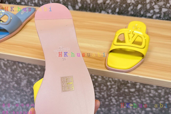 NEW 발렌티노 샌들 신상 V 4470818