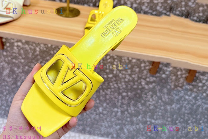NEW 발렌티노 샌들 신상 V 4470819
