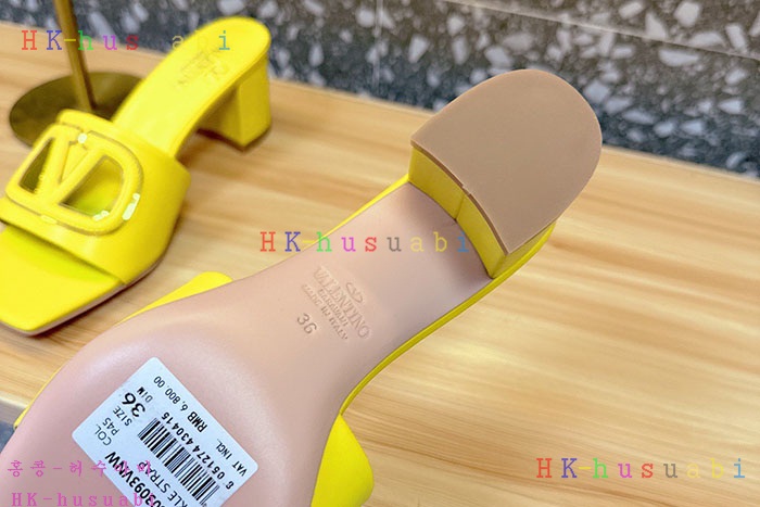 NEW 발렌티노 샌들 신상 V 4470819