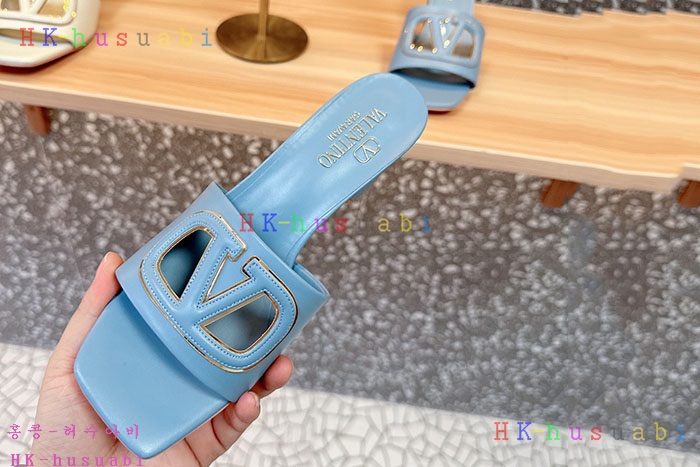 NEW 발렌티노 샌들 신상 V 4470821