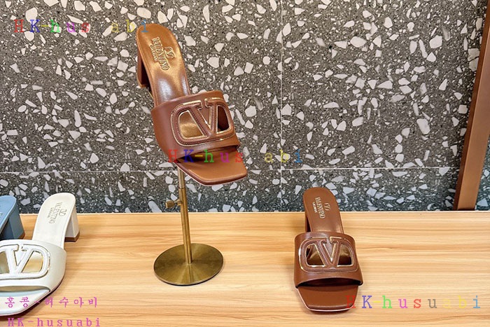 NEW 발렌티노 샌들 신상 V 4470823