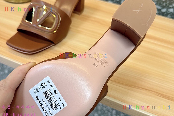 NEW 발렌티노 샌들 신상 V 4470823