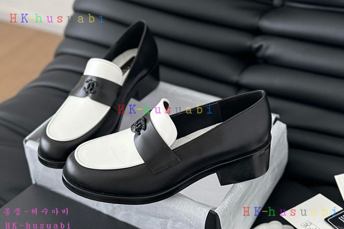 NEW 샤넬 로퍼 신상 C 921106