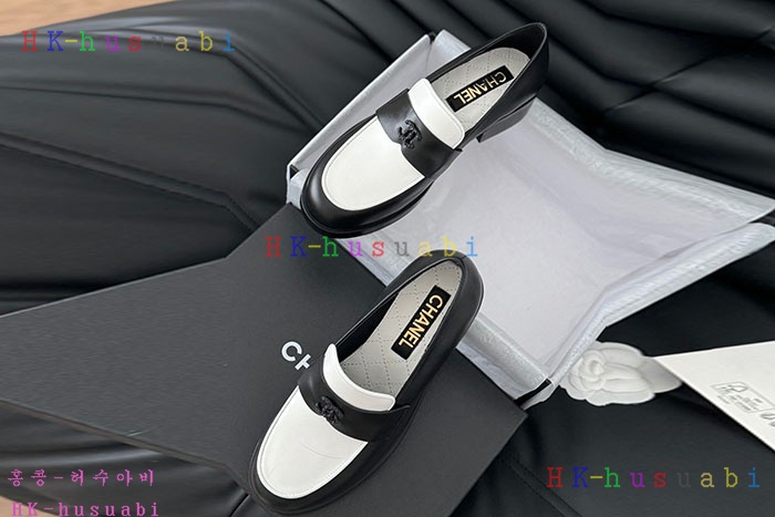 NEW 샤넬 로퍼 신상 C 921106
