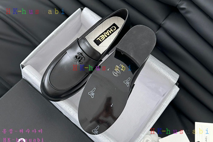 NEW 샤넬 로퍼 신상 C 921107