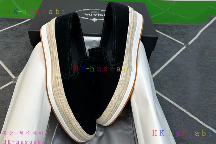 NEW 프라다 신발 신상 P 668040