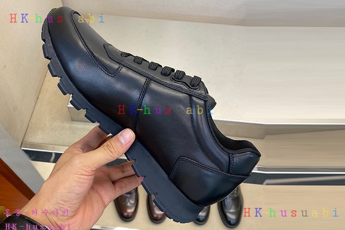 NEW 프라다 스니커즈 신상 P 6156011