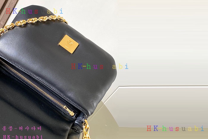 ★미러급★로에베 푸퍼 고야백 A896-4