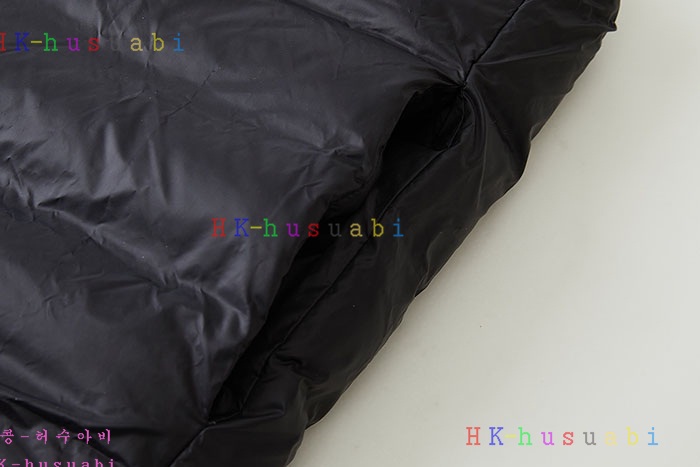 NEW 펜디 패딩조끼 신상 FD 995513