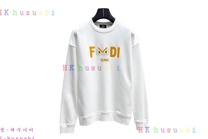 NEW 펜디 맨투맨 신상 FD 995502