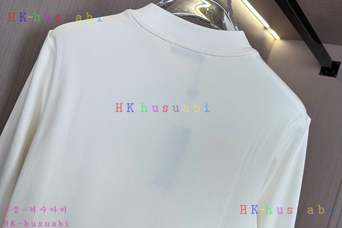 NEW 베르사체 긴팔티 신상 V 5580110