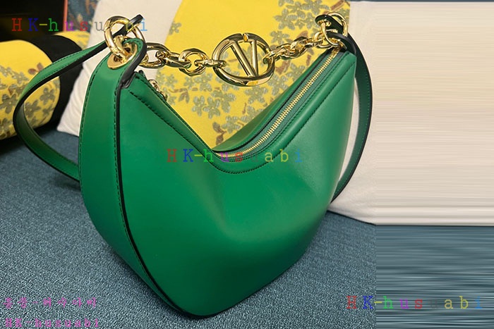 ★미러급★발렌티노 브이로고 문 스몰 가죽 체인 호보 백 4W2B0N08-7