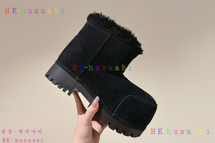 NEW 발렌시아가 부츠 신상 B 656607