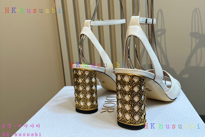 NEW 디올 신발 신상 DR 4987716