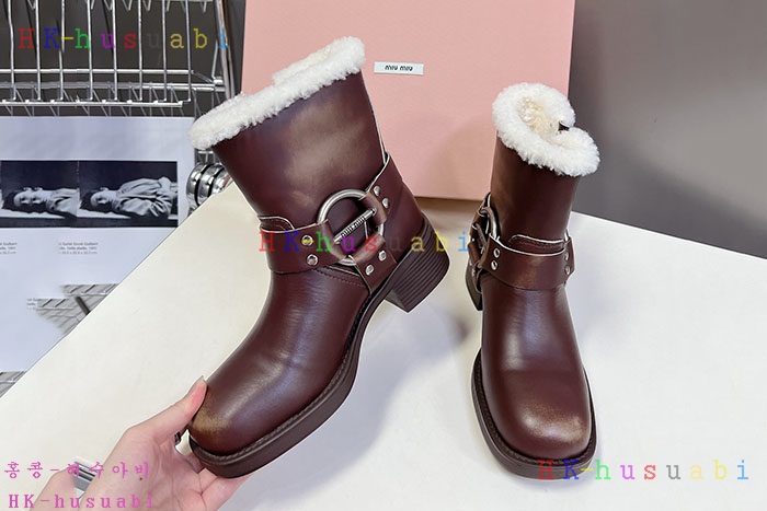 NEW 미우미우 부츠 신상 MU 9587740
