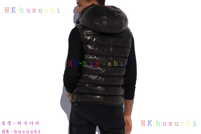 NEW 톰포드 패딩조끼 신상 TF 3250051
