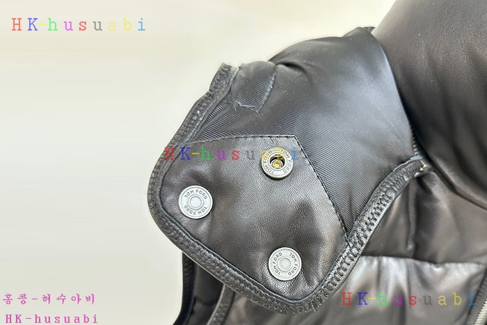 NEW 톰포드 패딩조끼 신상 TF 3250051
