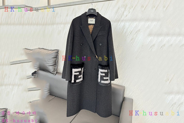 NEW 펜디 가죽코트 신상 FD 411704