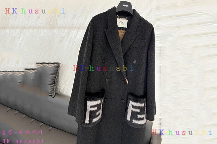 NEW 펜디 가죽코트 신상 FD 411704