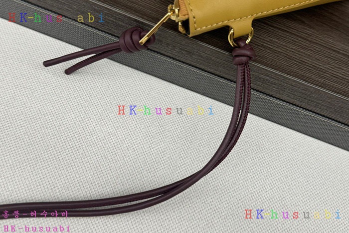 ★미러급★로에베 Knot T 파우치  885700-4