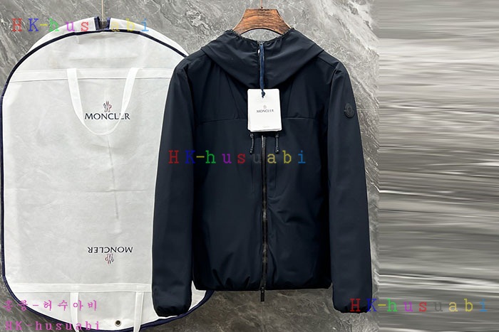 NEW 몽클레어  패딩자켓 신상 M 2070405