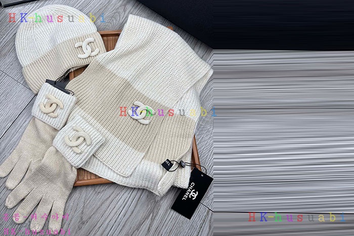 NEW 샤넬 모자 머플러 장갑 셋트 신상 C 614049