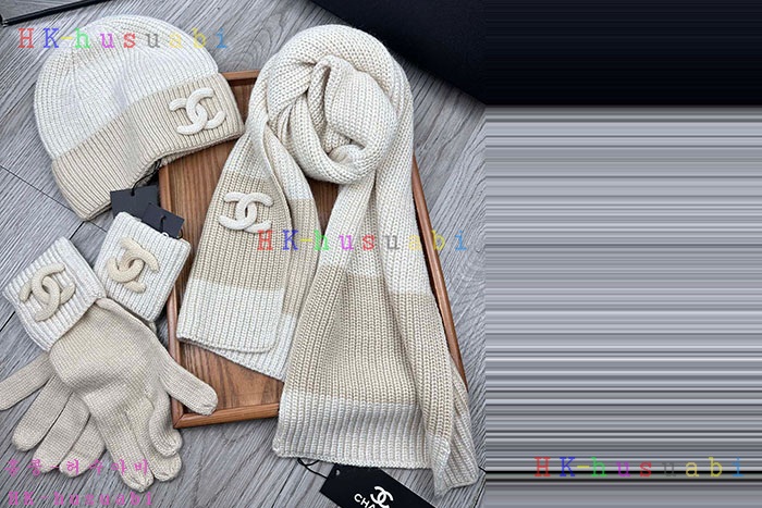 NEW 샤넬 모자 머플러 장갑 셋트 신상 C 614049